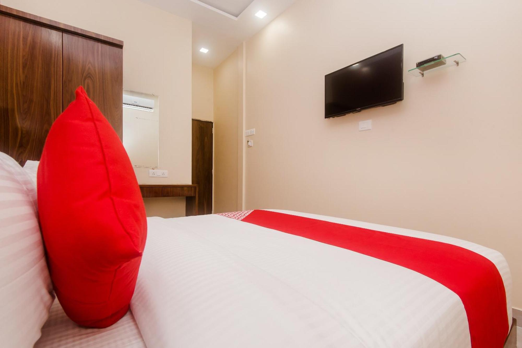 Hotel O Greenforest Near Airport Road Metro Station Mumbai Eksteriør bilde